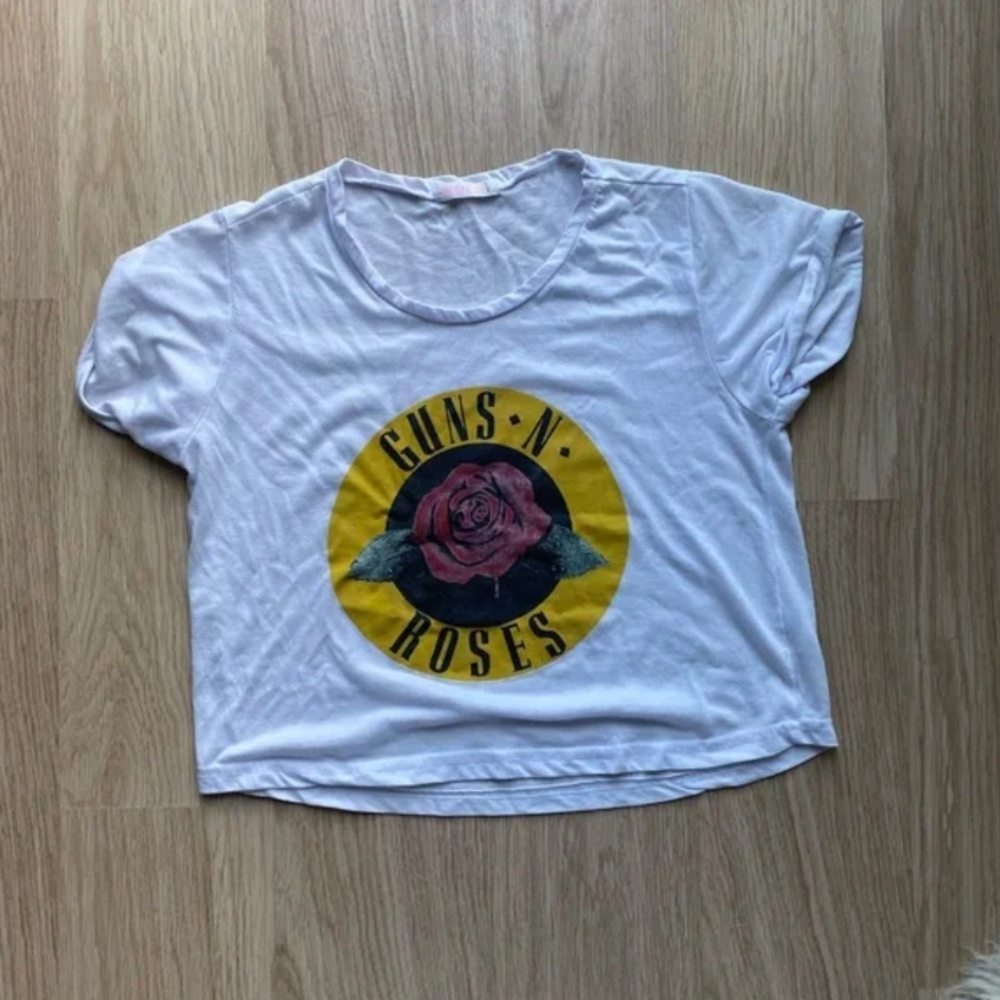 Guns n Roses Crop Top - Picture 2 of 4